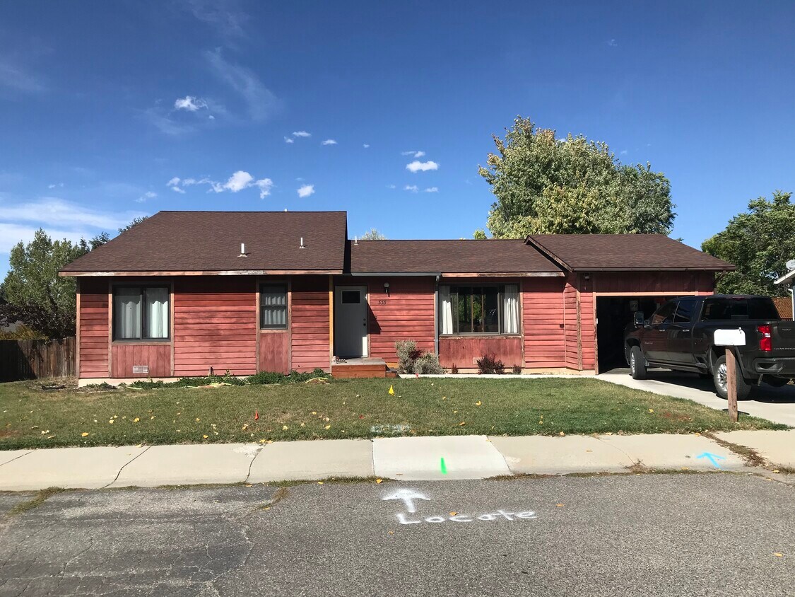 333 Bellvue Ave, Lander, WY 82520 House Rental in Lander, WY