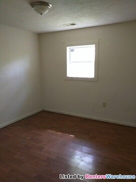 Building Photo - 1412 Lenmore St