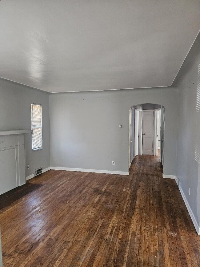 Building Photo - 5772 Guilford St