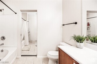 Building Photo - 9065 Hanging Tapestry Ct
