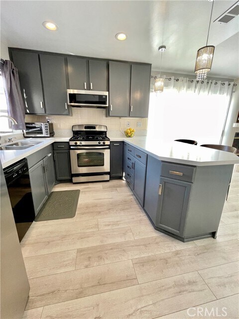 Foto del edificio - 10238 Brooke Ave