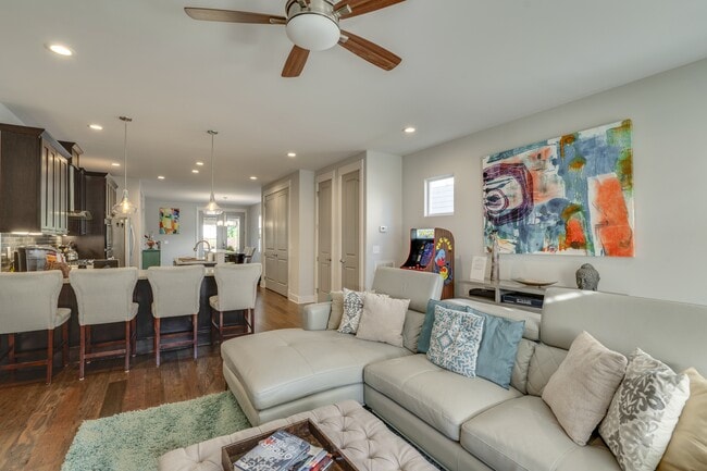 Living Room with Arcade game - 1922 14th Ave N