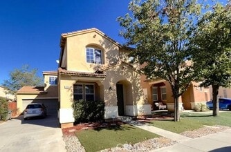 Building Photo - 1440 Avila Dr