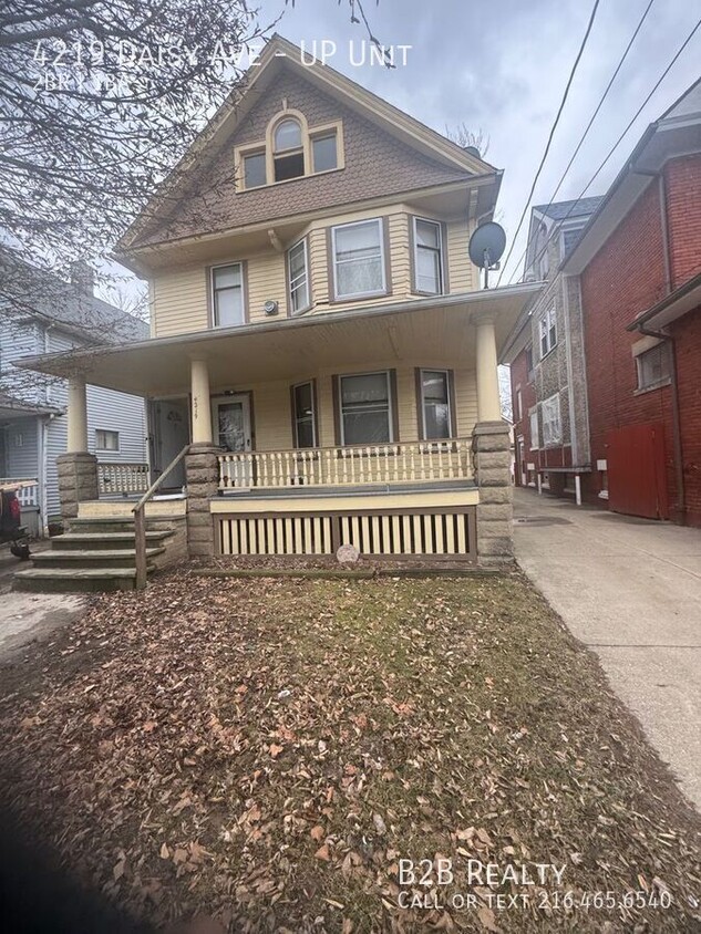 Primary Photo - 4219 Daisy Ave
