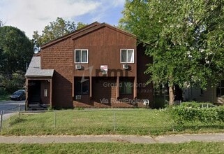 Building Photo - 904 W Macon St
