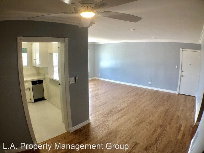 Building Photo - 1045 N Edinburgh Ave