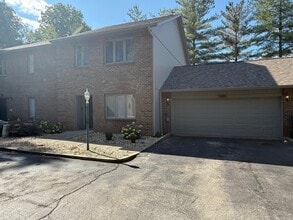 Building Photo - 3405 Fairway Dr