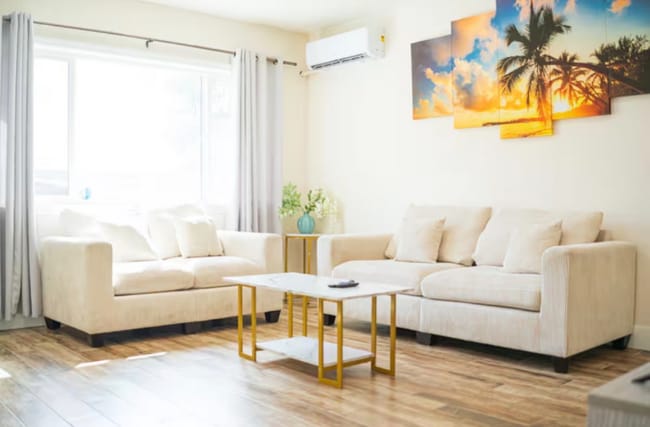 Foto del edificio - 0000 Adelia Ave