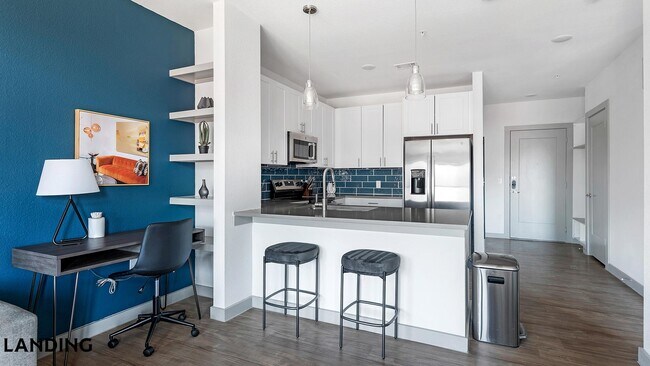 Building Photo - 3706 Goodwin Ave