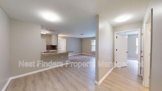 Foto del edificio - 7701 Timberlin Park Blvd