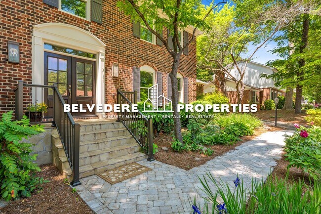 Foto del edificio - 4 bed in Hamilton Lakes