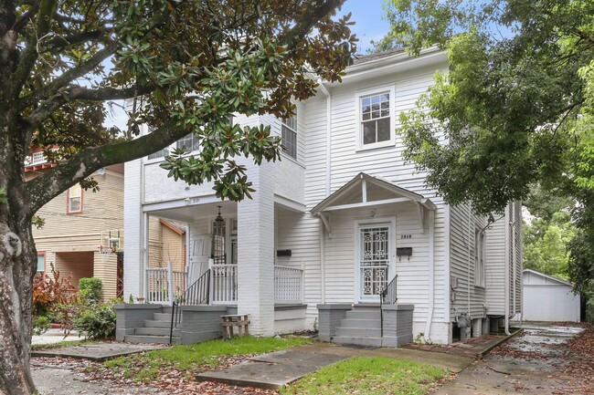 Building Photo - 2319-2321 Lowerline St