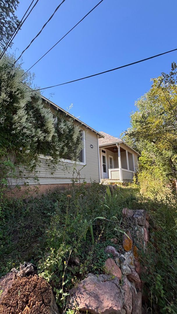 Building Photo - 103 Ruxton Ave