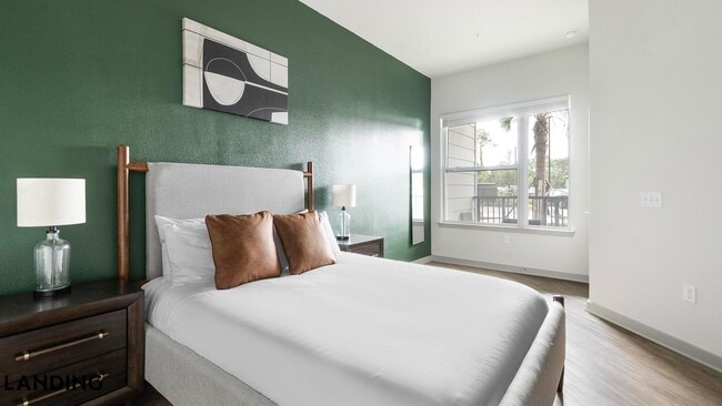 Foto del edificio - 7311 Baymeadows Way
