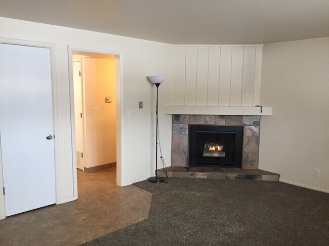 Foto del edificio - 1786 E Lincoln Ln