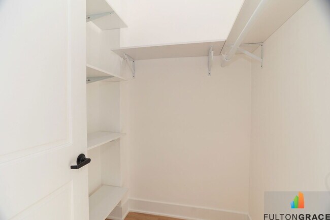 Foto del edificio - 4437 N Broadway