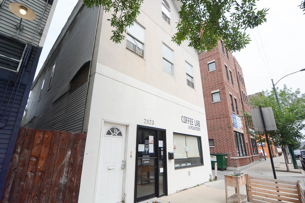 Primary Photo - 2823 N Lincoln Ave