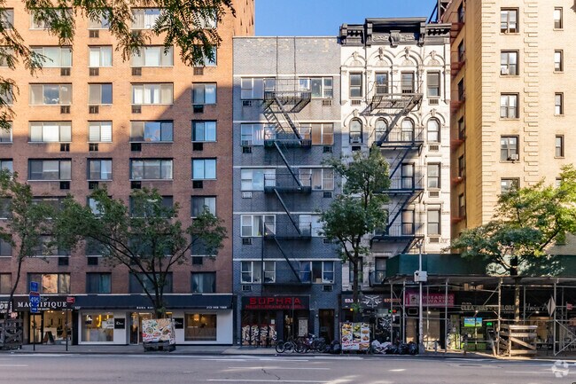 Foto del edificio - 535 Third Ave
