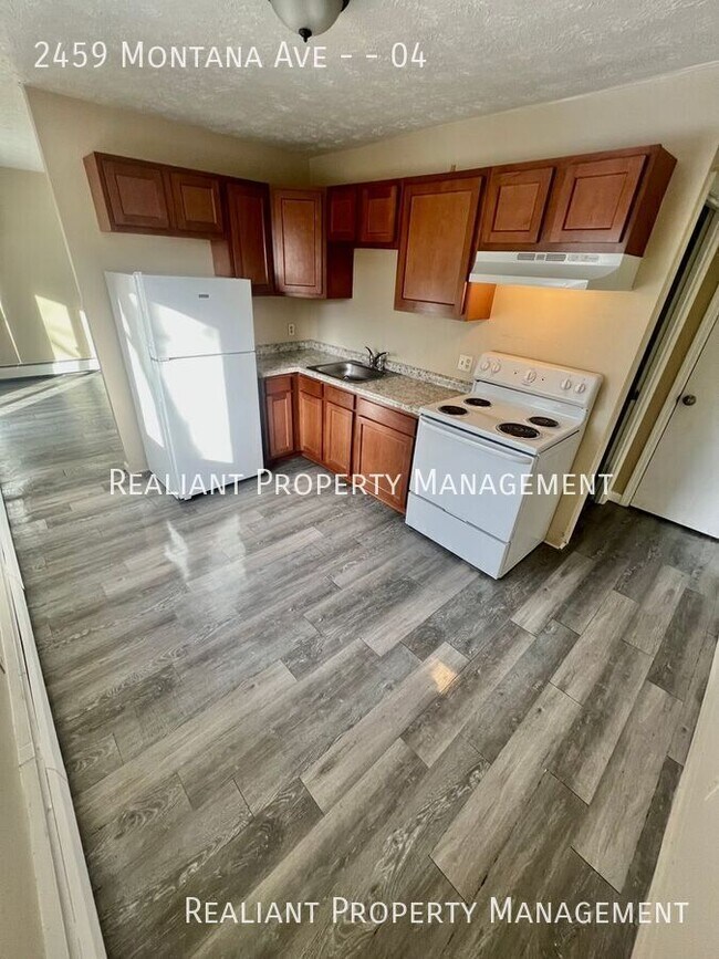 Foto del edificio - 2459 Montana Ave