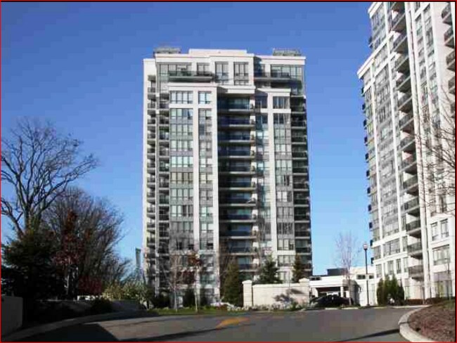 Flyer_Buckner 2 [584k pi²] - 60 Disera Dr