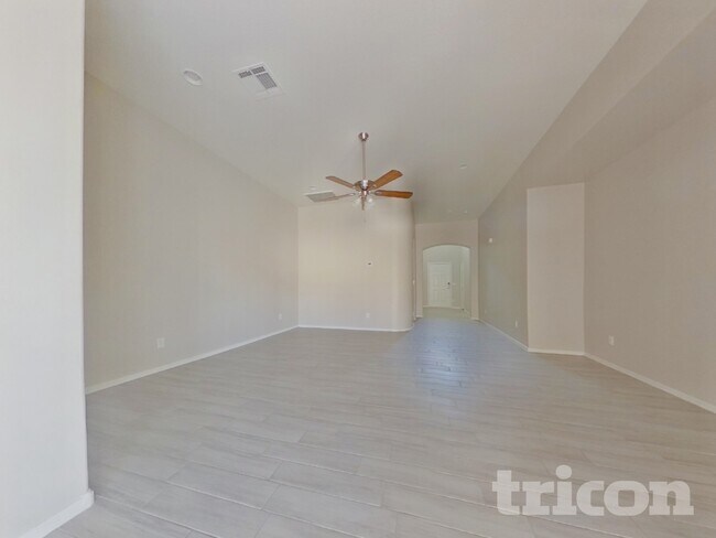 Foto del edificio - 22160 W Shadow Dr