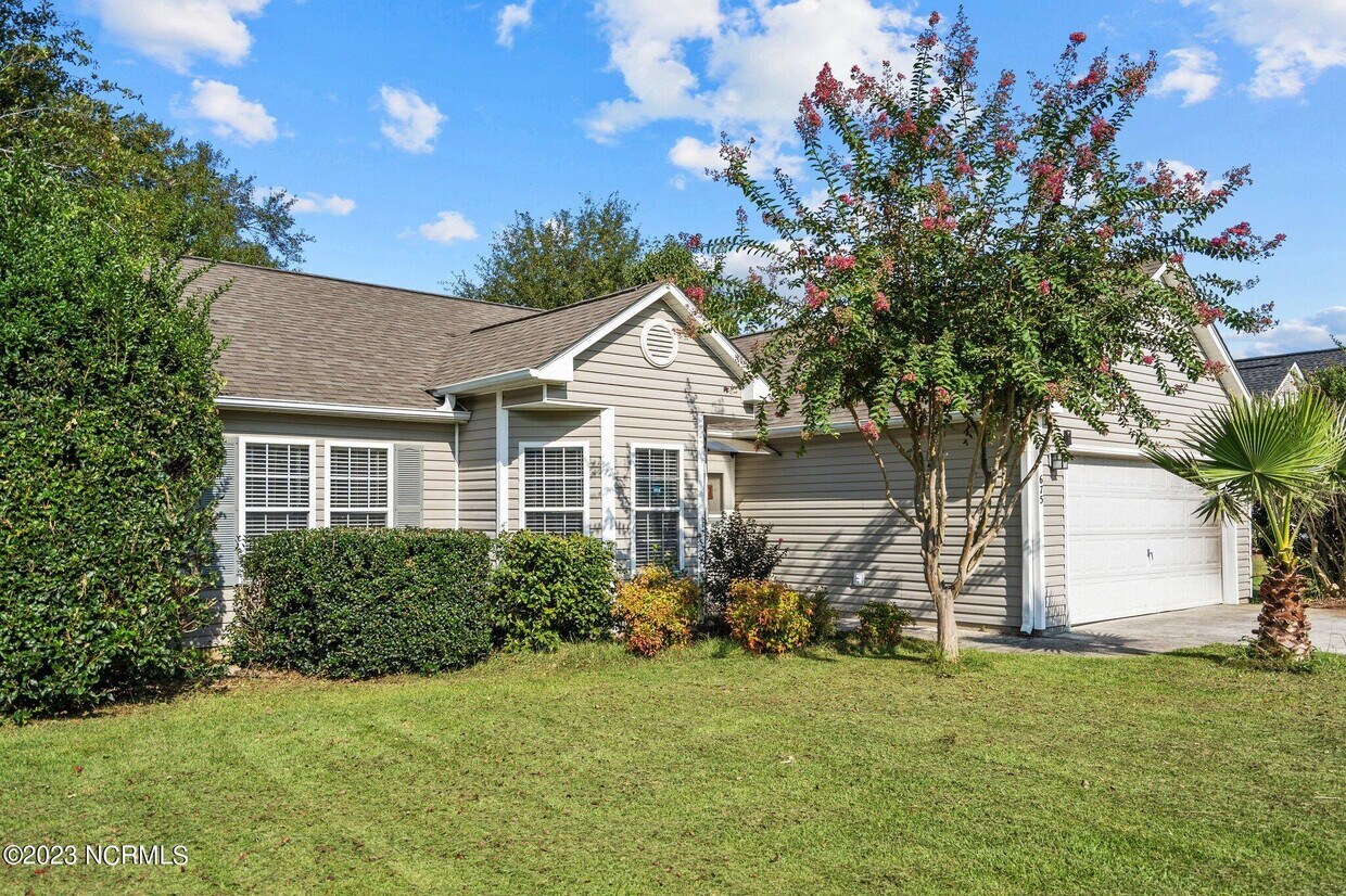 Primary Photo - 675 Hickory Branches Dr