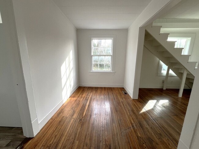 Foto del edificio - Great 2 Bed 1 Bath Home near MTSU!