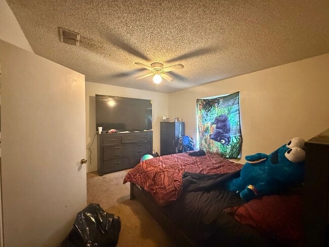 Foto del edificio - 12402 Gentry St