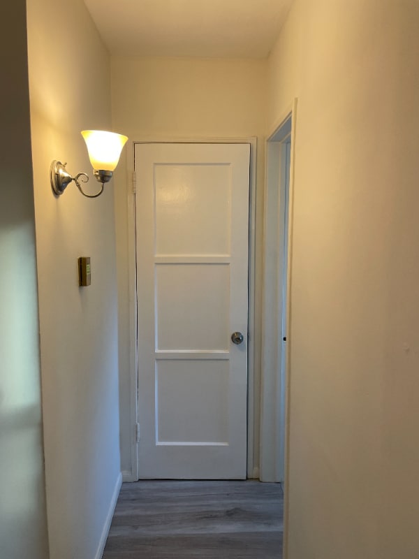 Primary Photo - 1301 N Buena Vista St