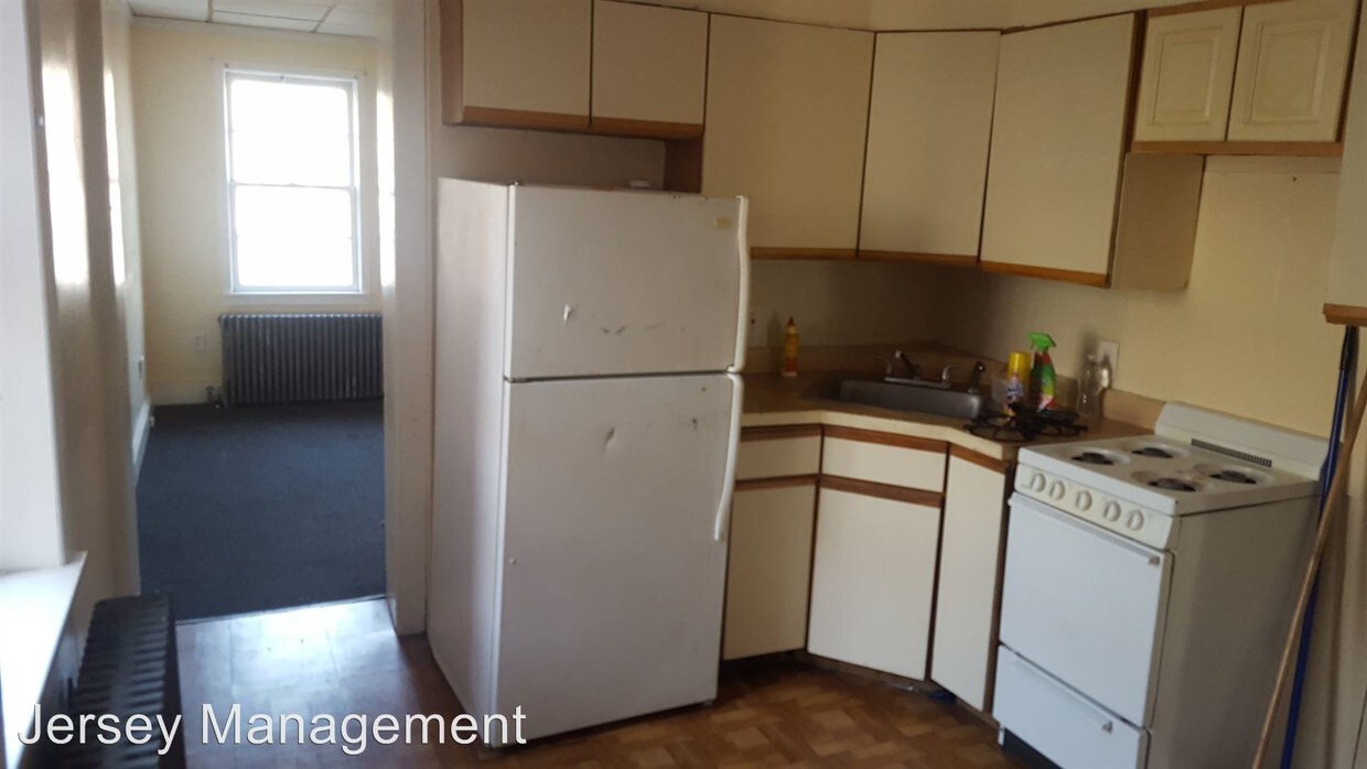 Foto principal - 350 Hamilton Ave