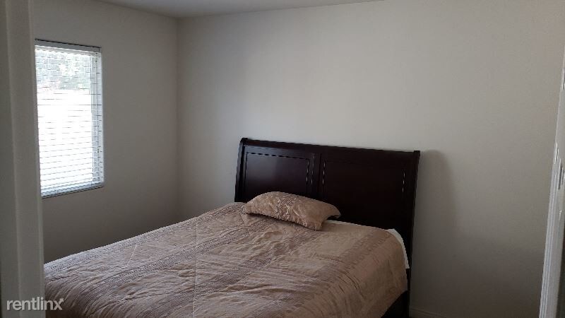 Building Photo - 1 br, 1 bath House - 1112 Invermay st