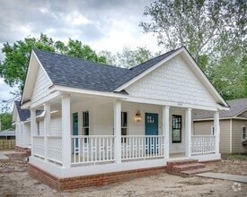 Building Photo - 404 Williford St