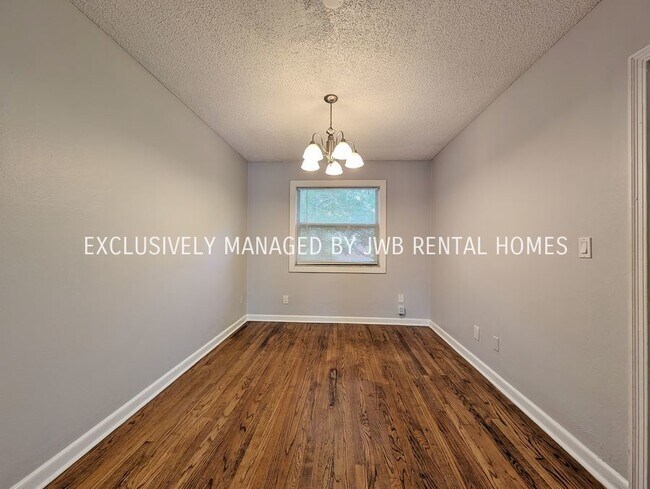Foto del edificio - 3116 Belden St #3
