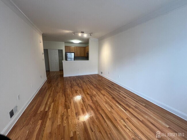 Building Photo - 17 Burdak Rd