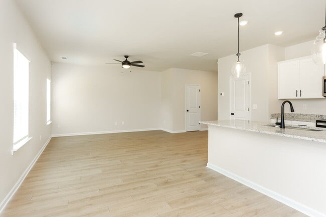 Building Photo - 179 Egret Ct