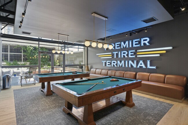 Foto del edificio - Premier Lofts