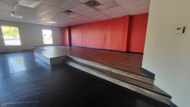 Photo - 6001 Bartlett Center Dr Apartment