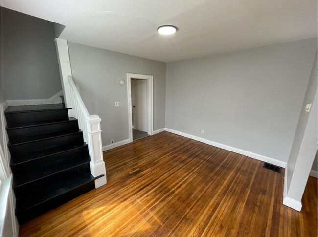Building Photo - 1529 Republic Ave