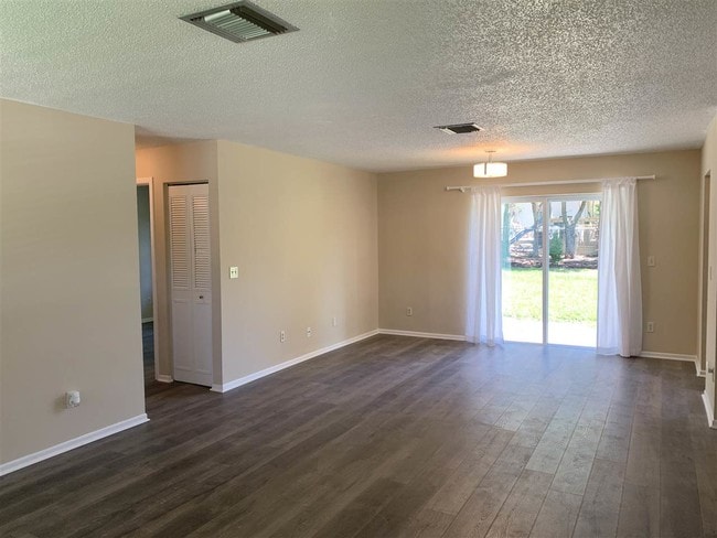 Building Photo - 367 Travino Ave