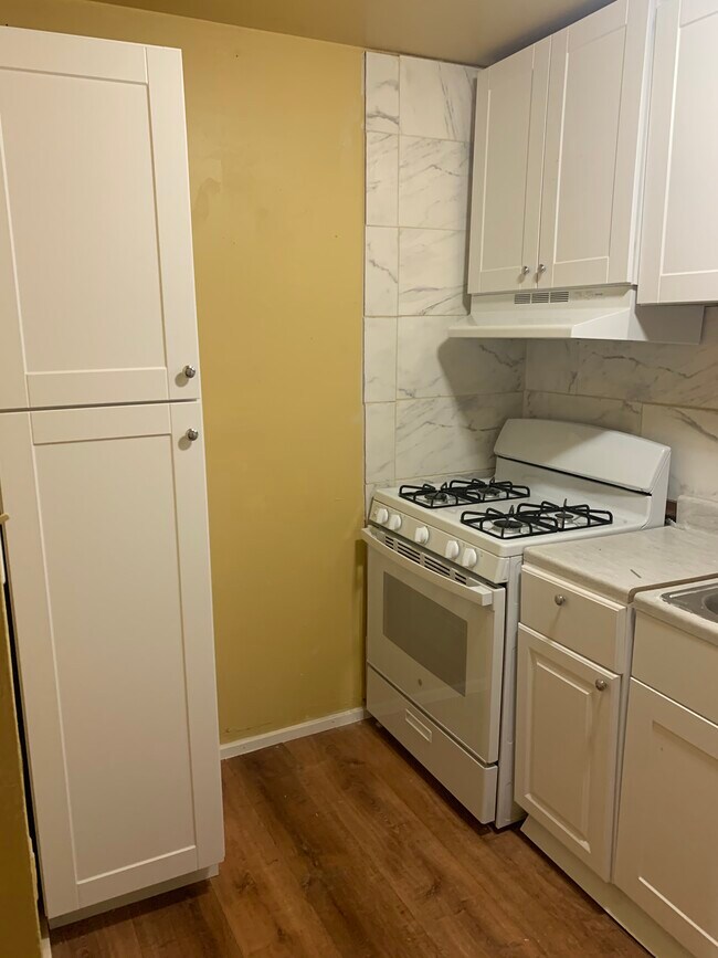 Foto del edificio - 2626 Lauretta Ave