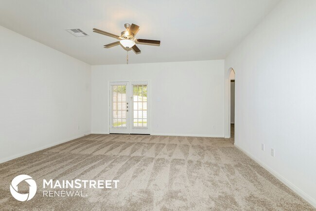 Building Photo - 26865 Steinbeck Dr