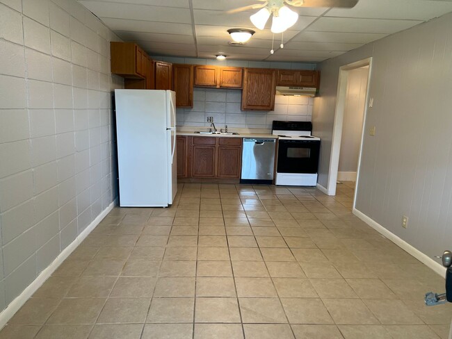 Building Photo - One bed one bath apartment in Ringgold