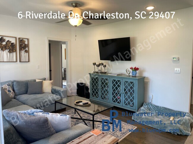Foto del edificio - 6 Riverdale Dr