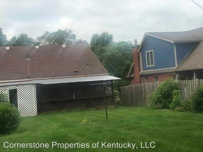 Building Photo - 347 Stratford Dr