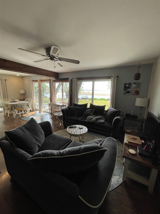 Building Photo - 144 Bayou Rd