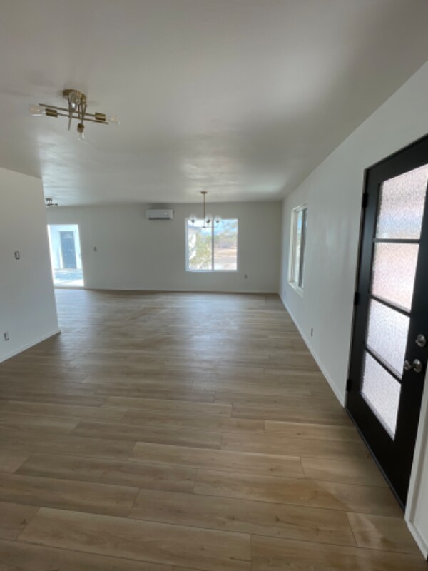Building Photo - 675 Cherokee Trail