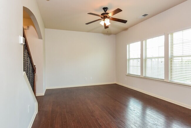 Foto del edificio - 23 Wesley Drew Ln