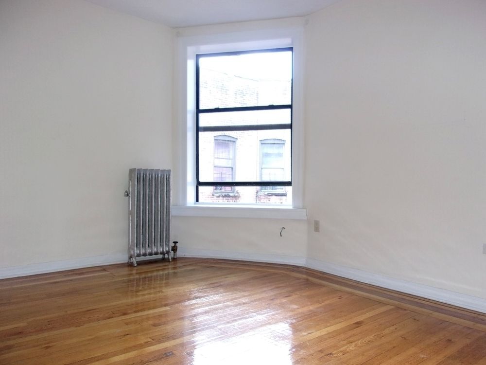 Primary Photo - 75 Sherman Ave