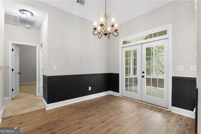 Foto del edificio - 65 Riverwood View