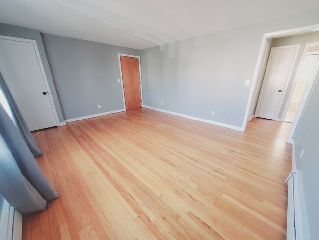 Building Photo - 47 Park St